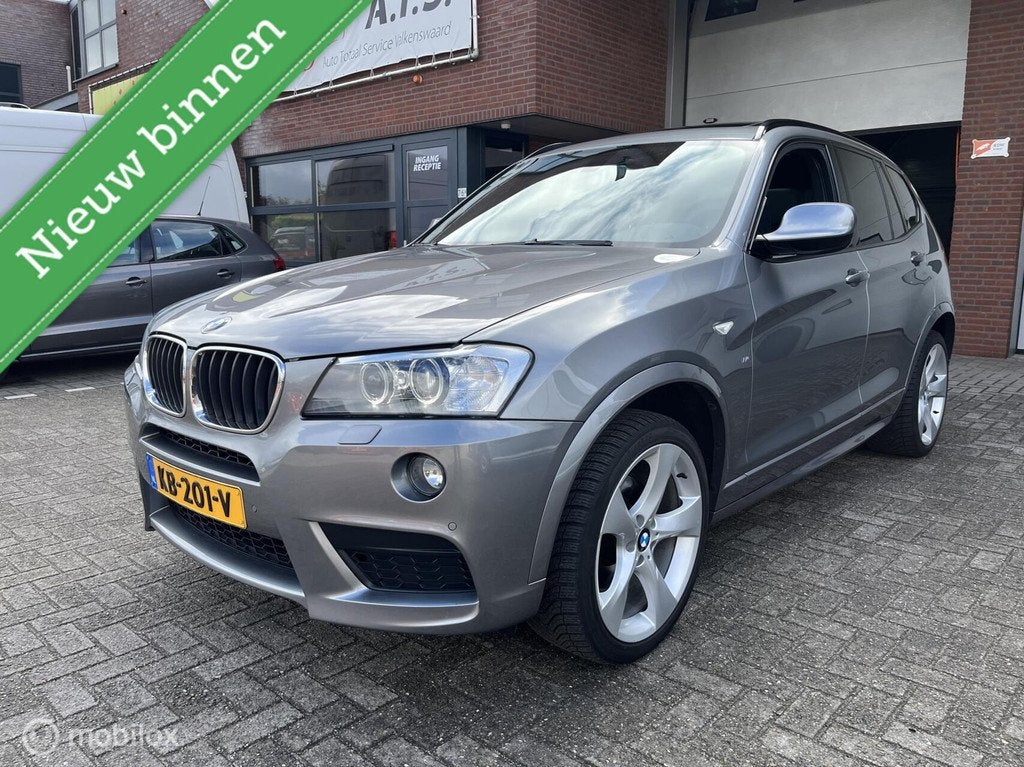 BMW X3 xDrive20i High Executive M-PAKKET*PANO-DAK*NAVI*XENON, Euro 5, Gebruikt, 4 cilinders, 2000 kg