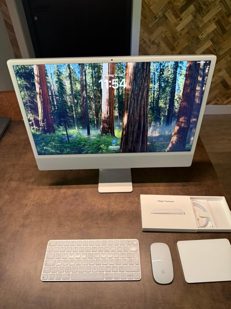 iMac 24” M1 2021 silver, Computers en Software, Apple Desktops, Zo goed als nieuw, iMac, SSD, 8 GB, Ophalen of Verzenden