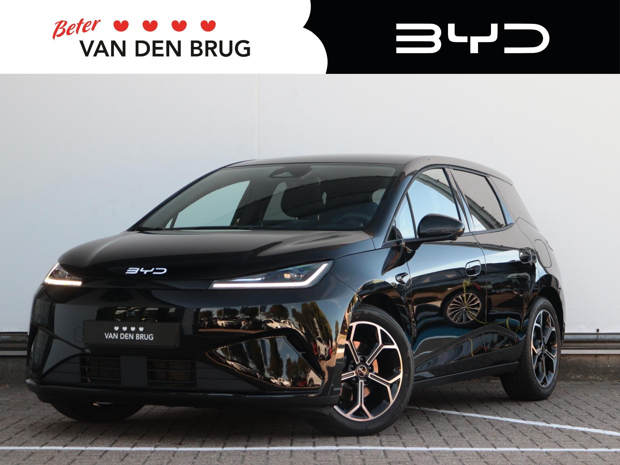 BYD DOLPHIN G 1.5L DM-i Comfort | 105km elektrisch | Panoram, Auto's, BYD, Dolphin, 4 cilinders, Leder en Stof, Zwart