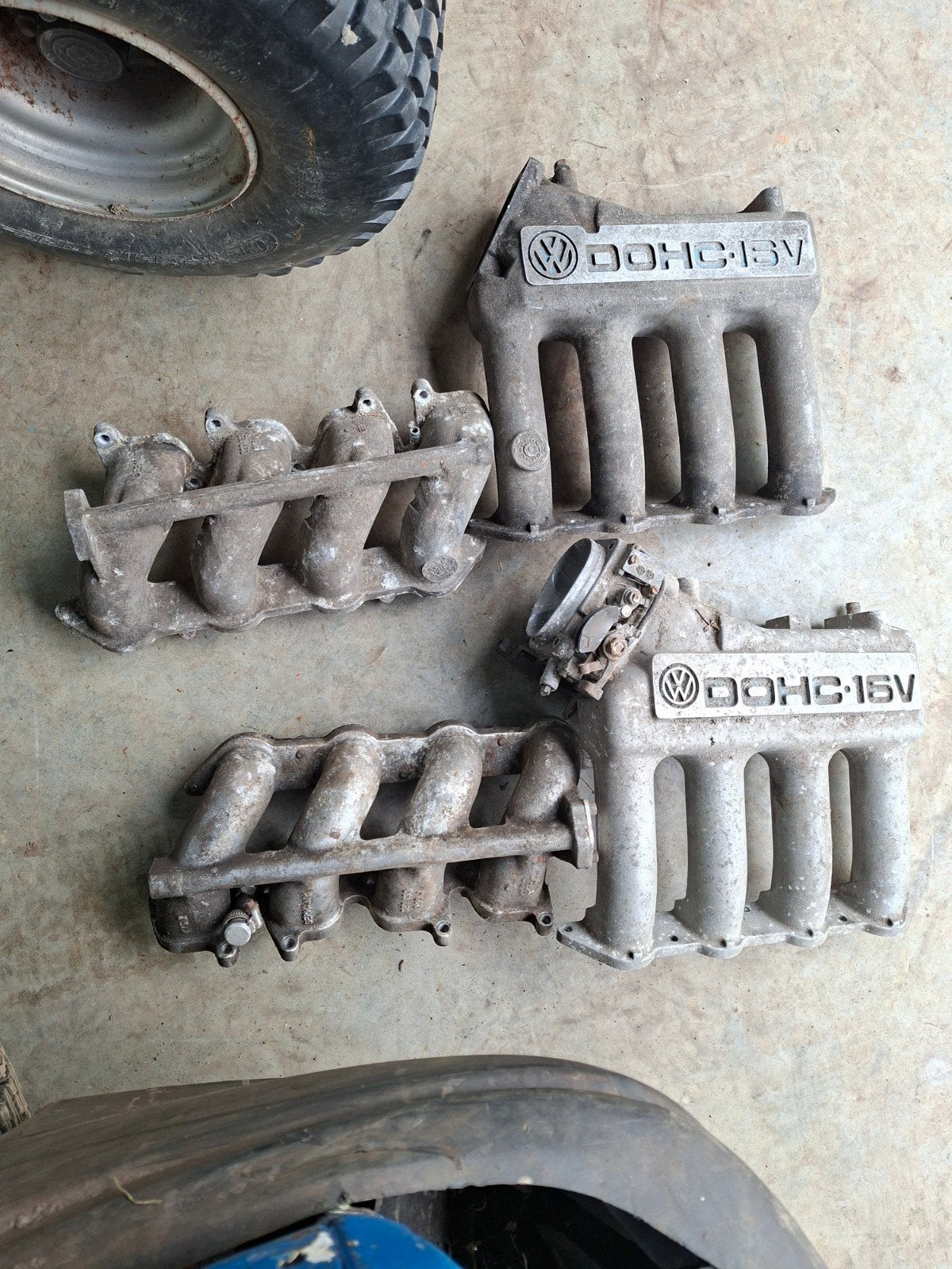 2x VW DOHC 16V inlaatspruitstukken, Ophalen, Volkswagen
