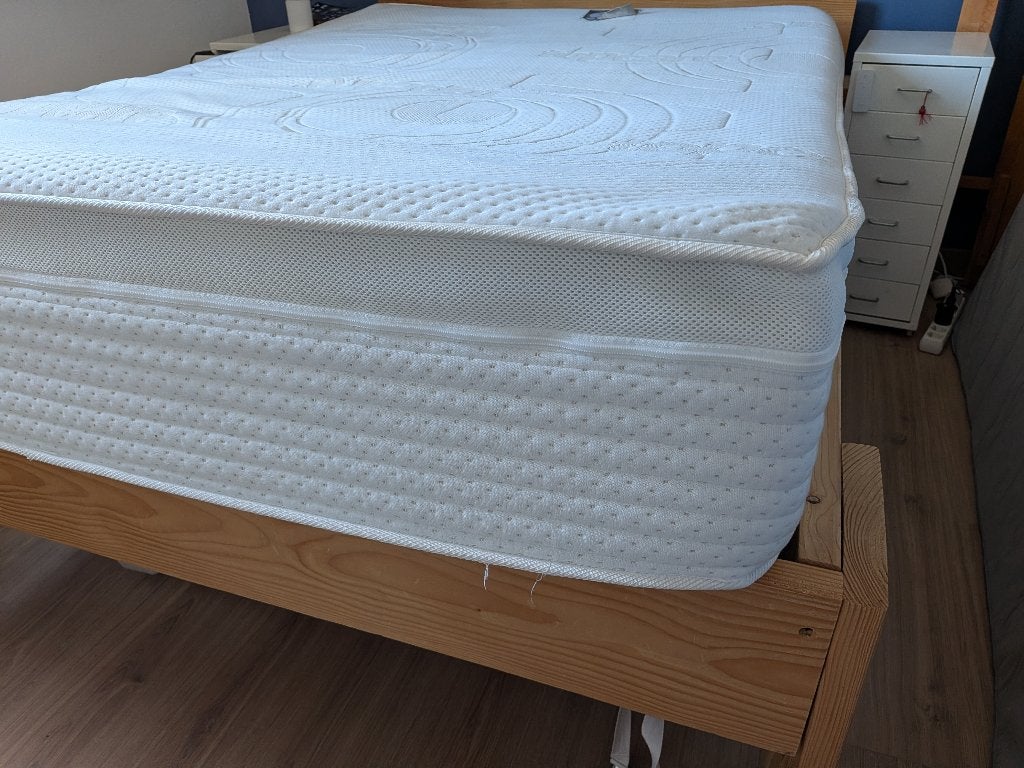 Dik & zacht premium matras + lattenbodems | 3 jaar oud, Ophalen, Gebruikt, Tweepersoons, 140 cm