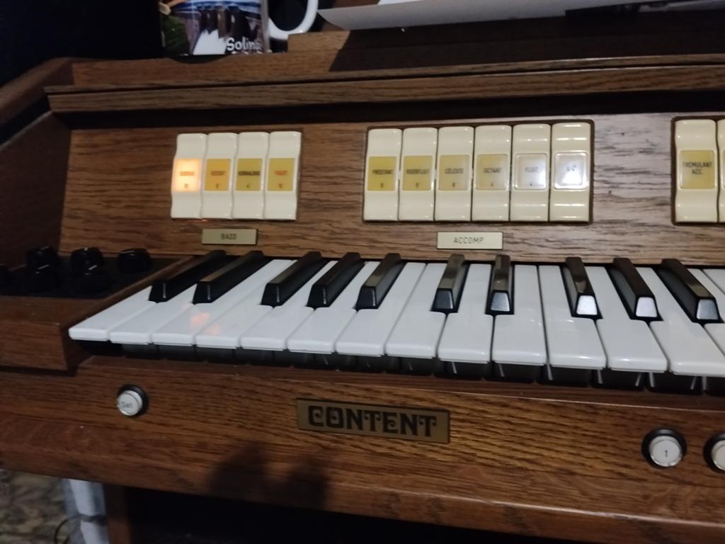 Content Orgel - Klassiek elektronisch orgel, Muziek en Instrumenten, Orgels, Ophalen of Verzenden, Gebruikt, 2 klavieren, Orgel