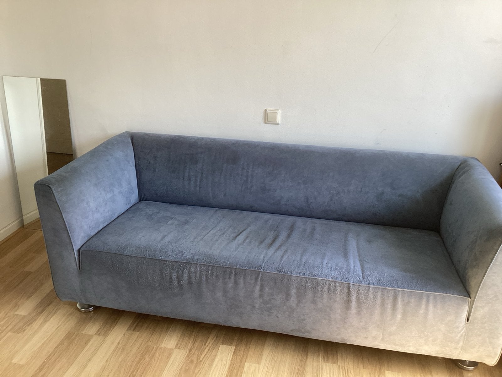 Comfortabele grijze driezitsbank -, Ophalen, Gebruikt, Driepersoons, 75 tot 100 cm