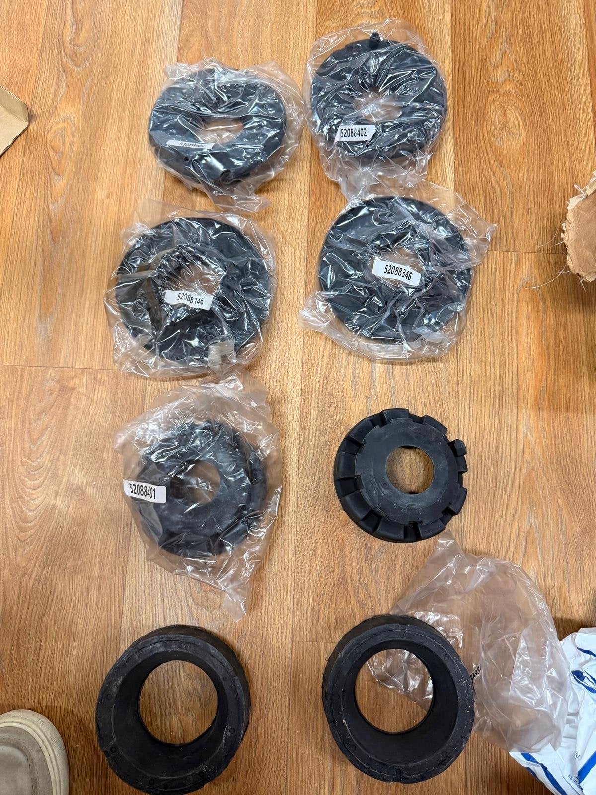 Originele mopar jeep wj vering rubbers, Ophalen, Nieuw, Universele onderdelen