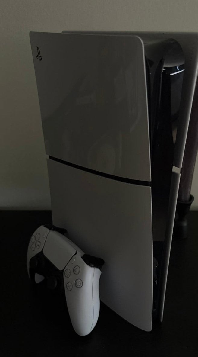 Sony PlayStation 5 digital met controller en doos, Ophalen of Verzenden, Zo goed als nieuw