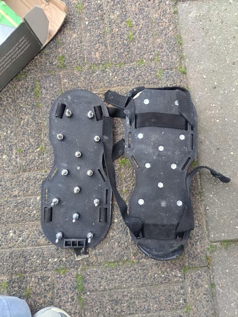 Overzetschoenen / Prikrollers voor vloeregalisatie, Ophalen of Verzenden