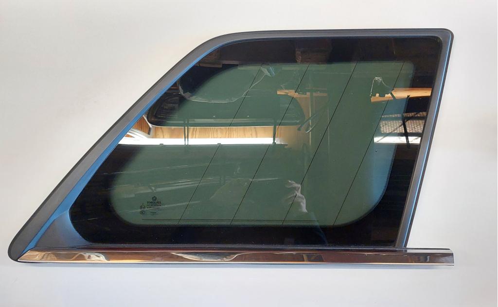 Jeep Grand Cherokee achter zijruit 2005-2010, Gebruikt, PO Box 21-8004 | Auburn Hills, MI 48321-8004, Ophalen of Verzenden, Amerikaanse onderdelen