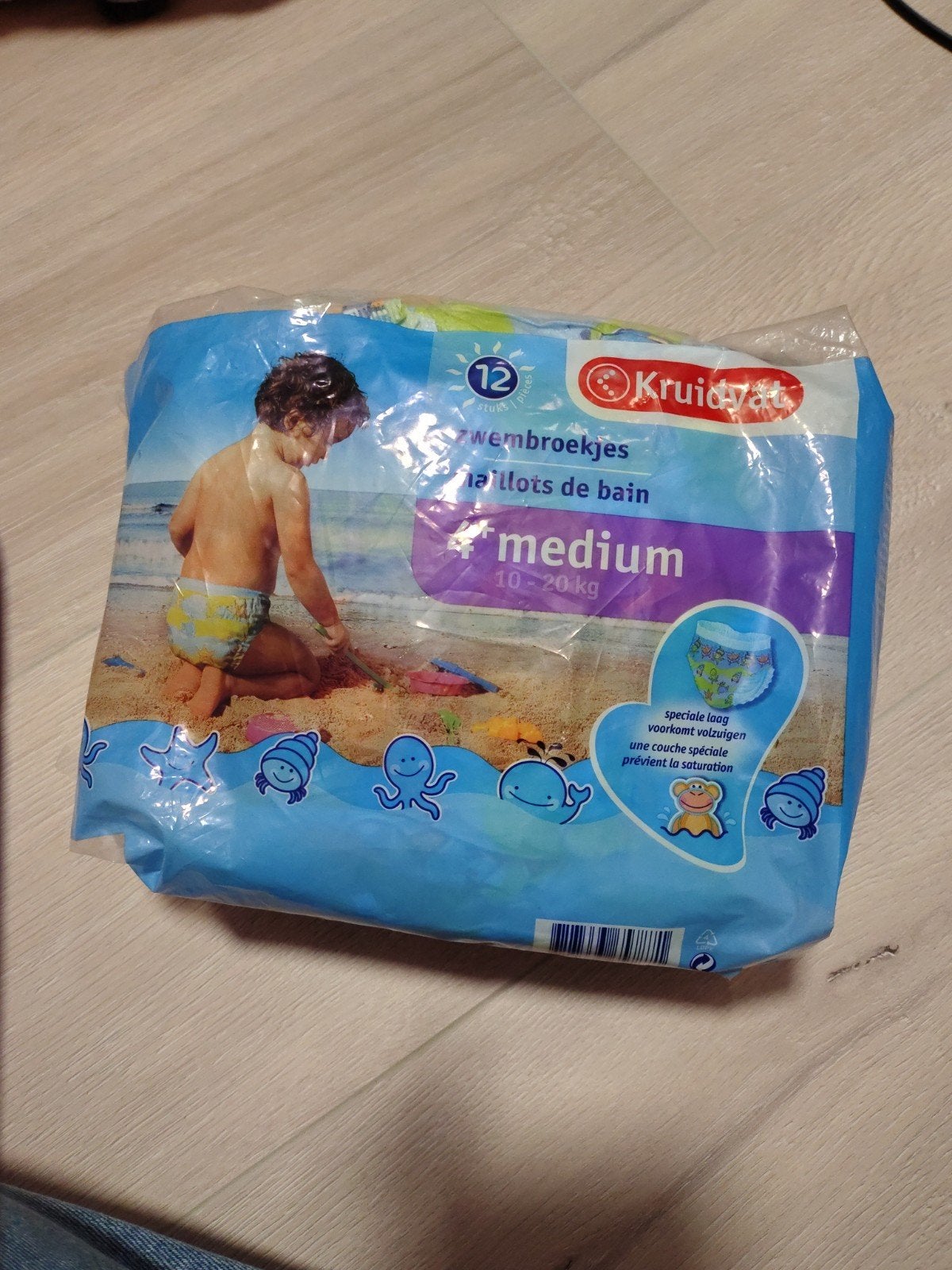 Kruidvat Zwemluiers Medium 10-20 kg (9 stuks), Ophalen of Verzenden, Zo goed als nieuw, Kruidvat, Jongetje of Meisje