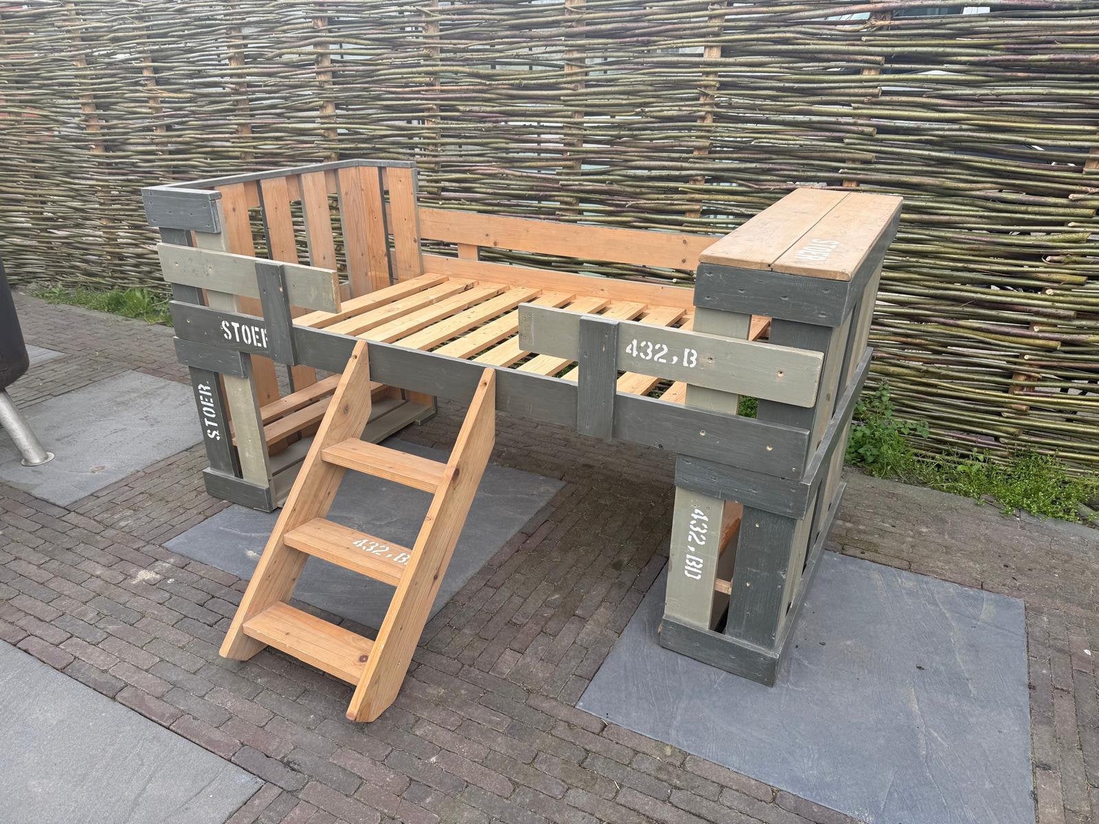 Stoer robust kinderbed 90x200cm, Ophalen, Gebruikt, 90 cm, Eenpersoons