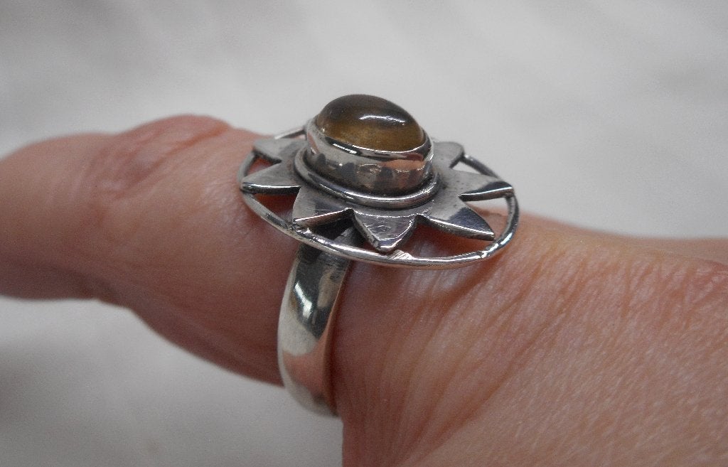 Zilveren vintage ring met citrien maat 18 nr.1090, 18 tot 19, Verzenden, Zo goed als nieuw, Met edelsteen