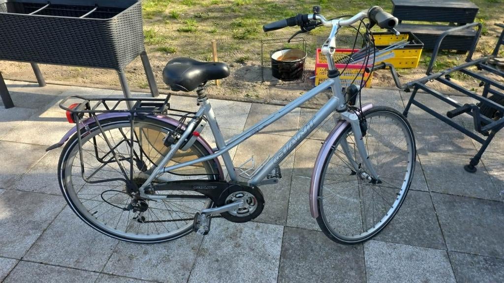 Giant dames fiets, Fietsen en Brommers, Fietsen | Dames | Sportfietsen en Toerfietsen, Ophalen, Gebruikt, 26 inch, Giant