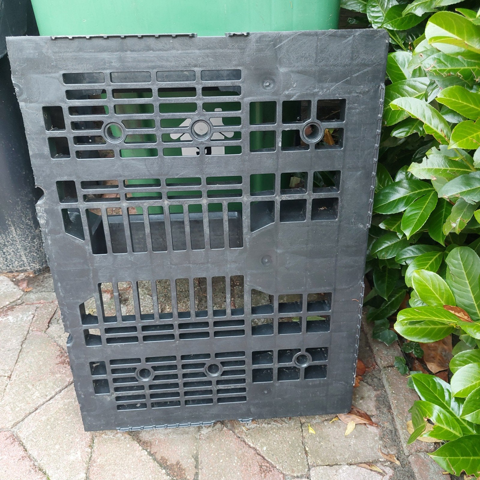 Kunstof pallet, Ophalen