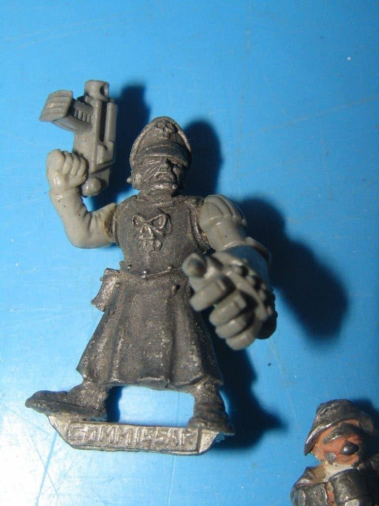 Commissar - 1989, Hobby en Vrije tijd, Verzenden, Zo goed als nieuw, Warhammer 40000, Figuurtje(s)