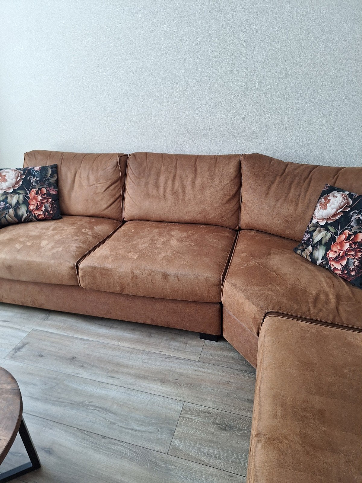 Comfortabele hoekbank in bruin stof, Huis en Inrichting, Banken | Bankstellen, Ophalen, 250 tot 300 cm, Gebruikt, 100 tot 125 cm
