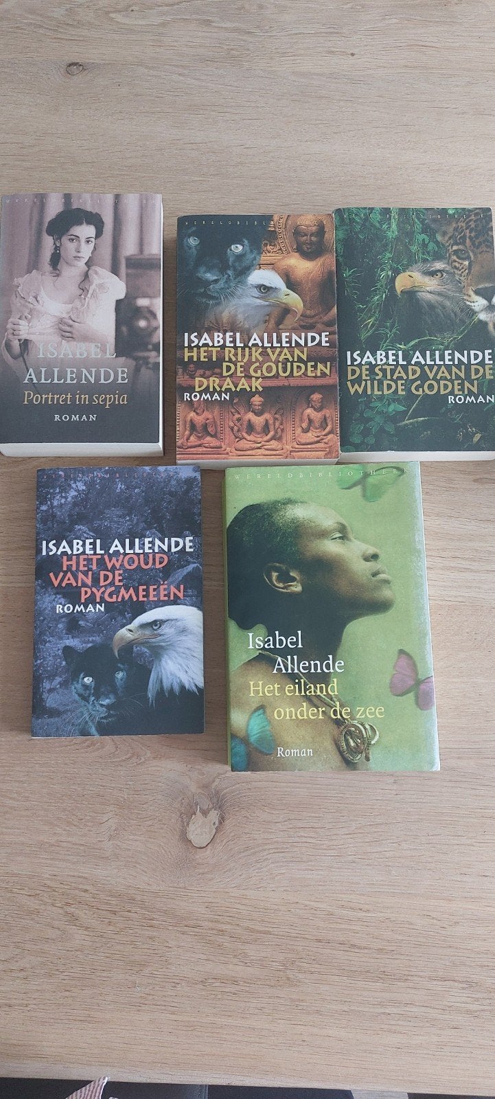 Boeken Isabel Allende - 5 romans in prima staat, Ophalen of Verzenden, Gelezen, Isabel Allende