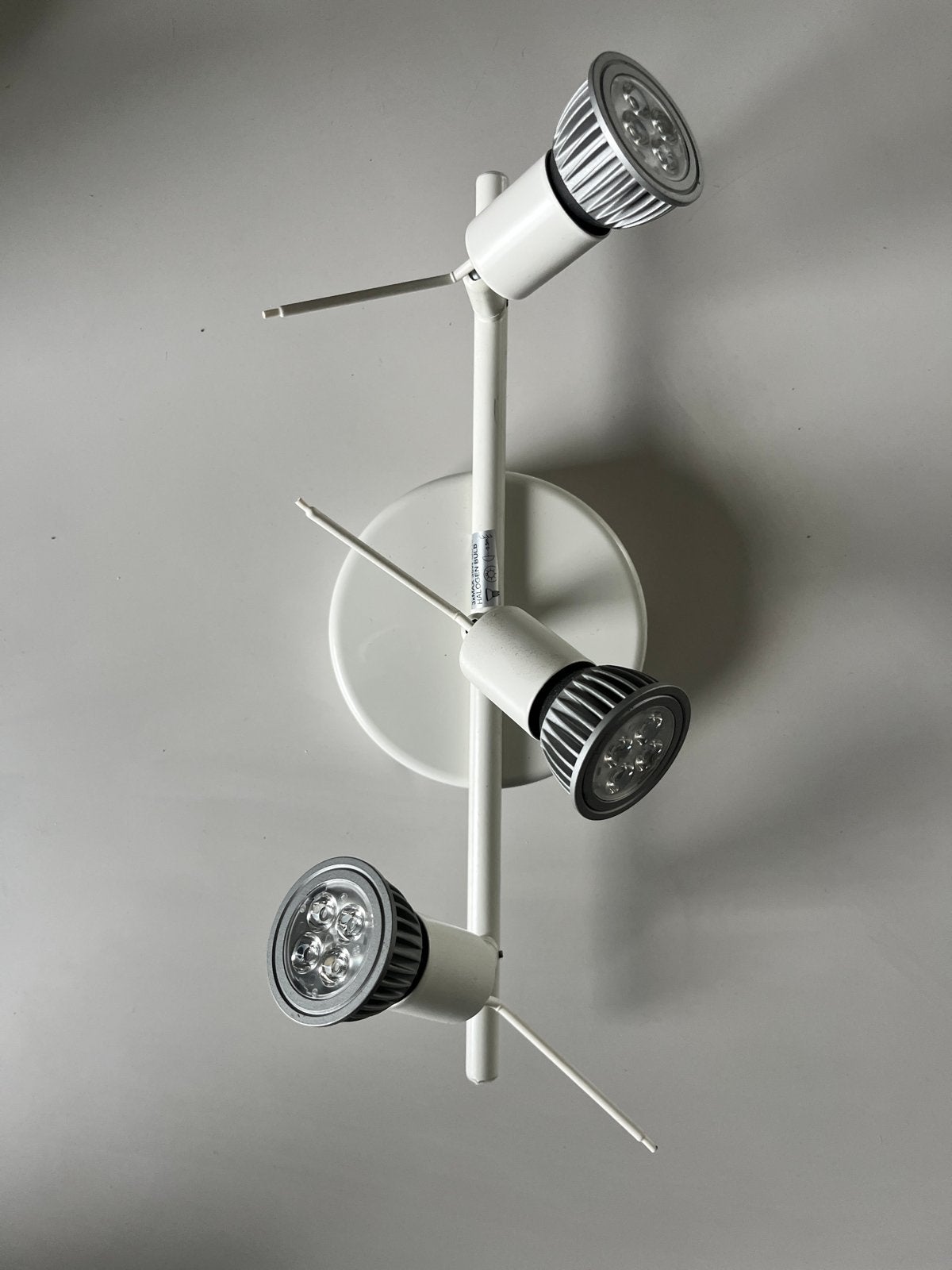 IKEA Spot met 3 lampen - Wit, verstelbaar, GU10, Ophalen of Verzenden, Zo goed als nieuw, LED