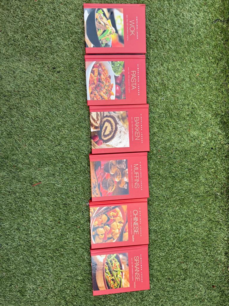 6 kook/bakboekjes, Ophalen, Zo goed als nieuw, Spanje