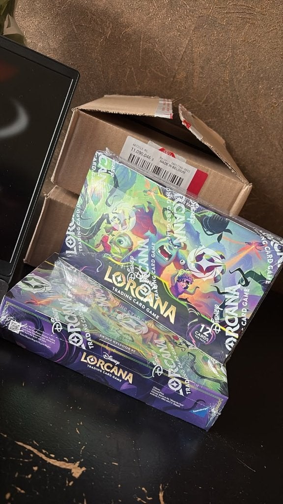 Disney Lorcana – Attack of the Vines Booster Box | Sealed, Ophalen of Verzenden, Zo goed als nieuw, Boosterbox, Foil