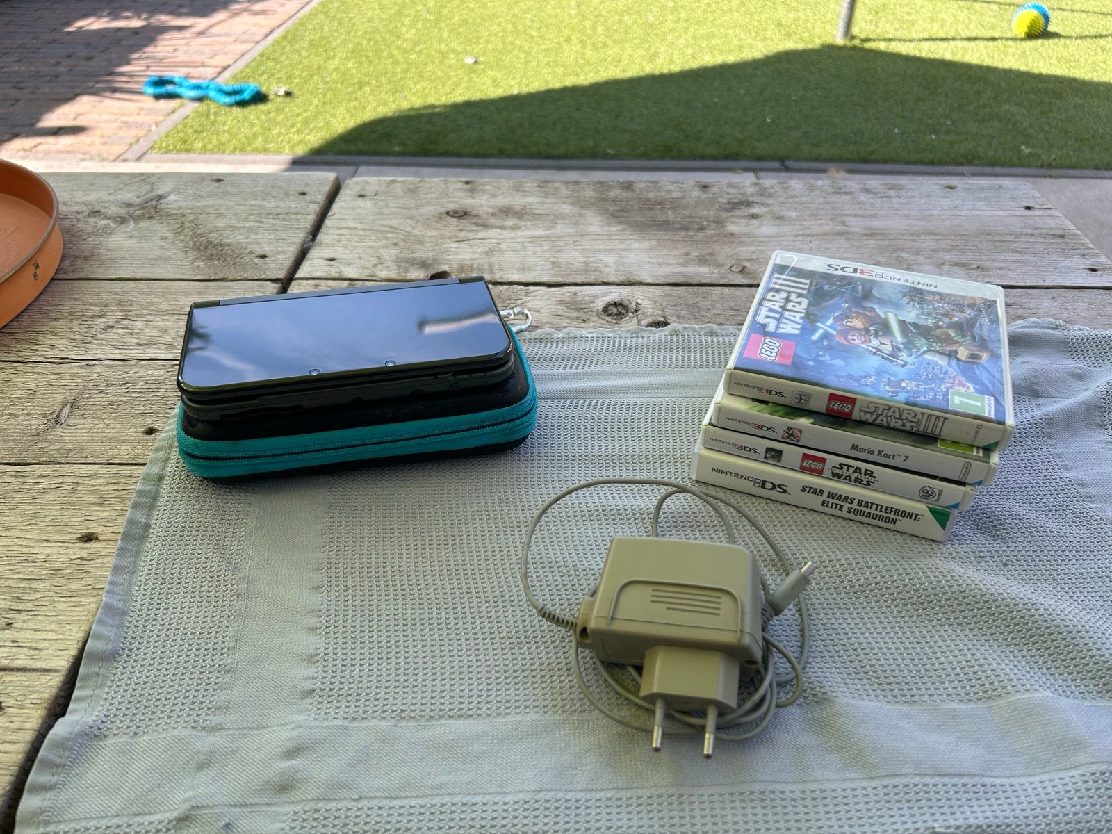 New Nintendo 3DS XL IPS scherm + 4 games + oplader, Overige genres, 1 speler, Nieuw, Ophalen of Verzenden