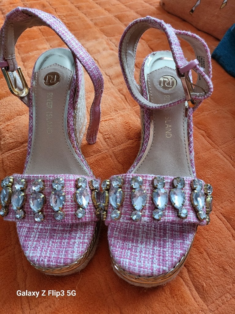 River Island dames schoenen, Nieuw, Ophalen of Verzenden, Schoenen met hoge hakken, Roze