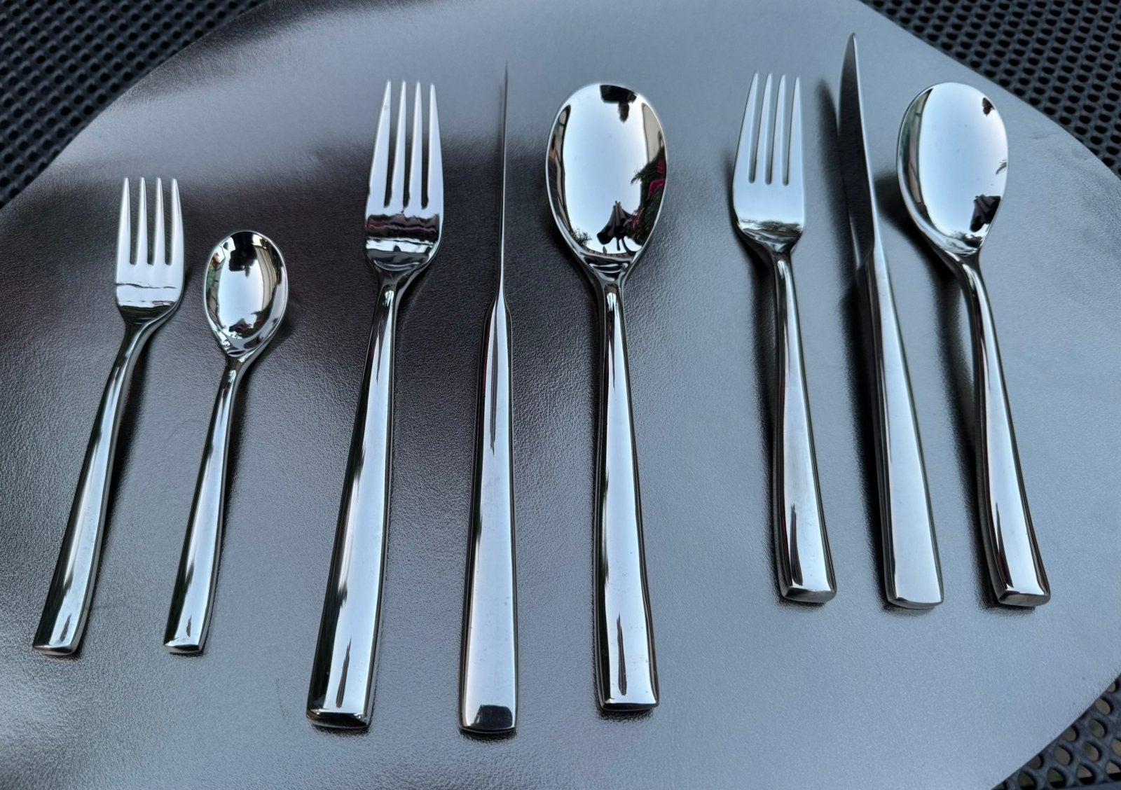 NIEUW Superluxueuze bestekcassette Sola Lotus XXL, Huis en Inrichting, Keuken | Bestek, Overige materialen, Sola, Bestekset, Nieuw