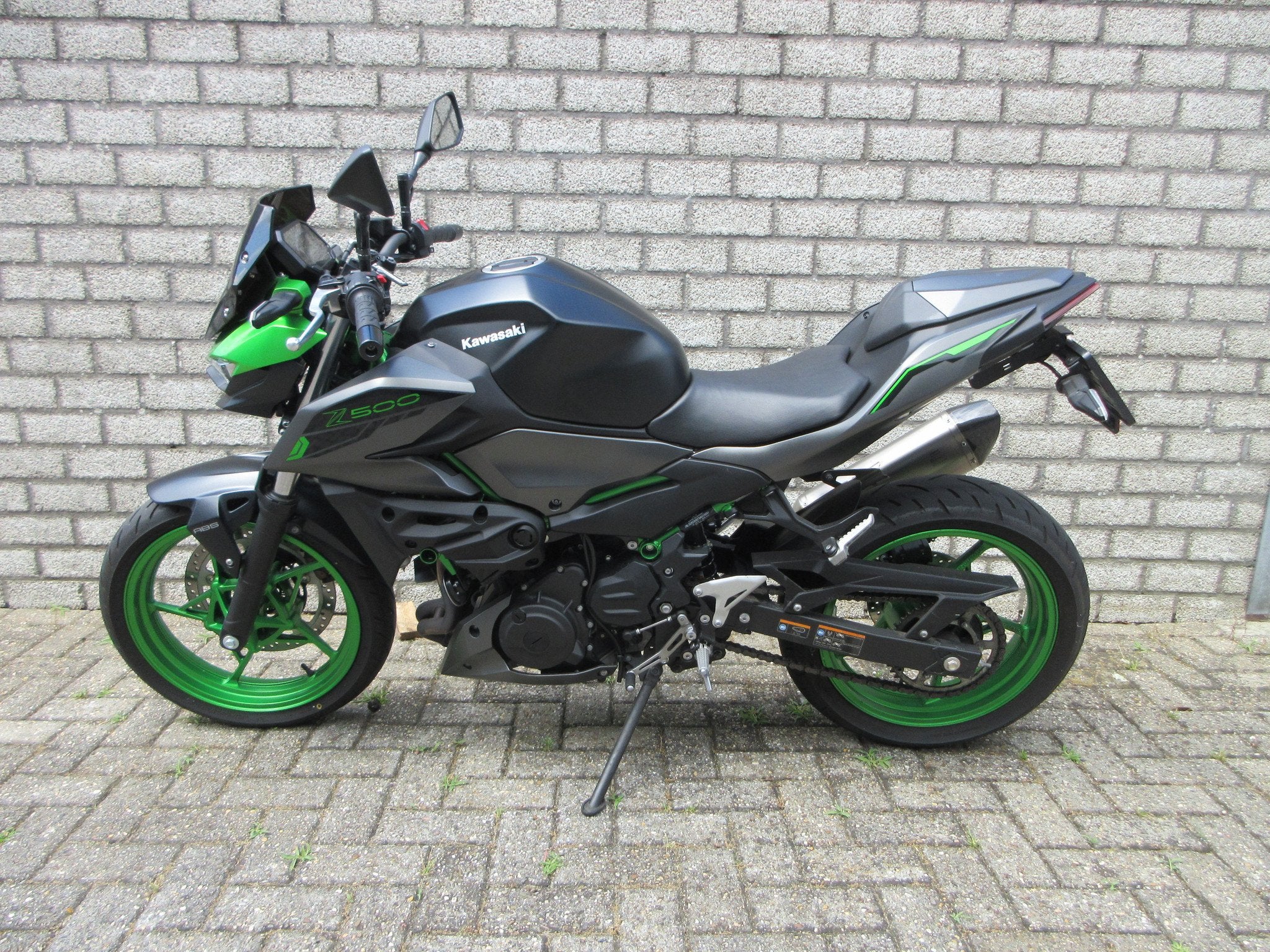 Kawasaki Z500 (bj 2024), Motoren, Naked bike, Gebruikt, Bedrijf