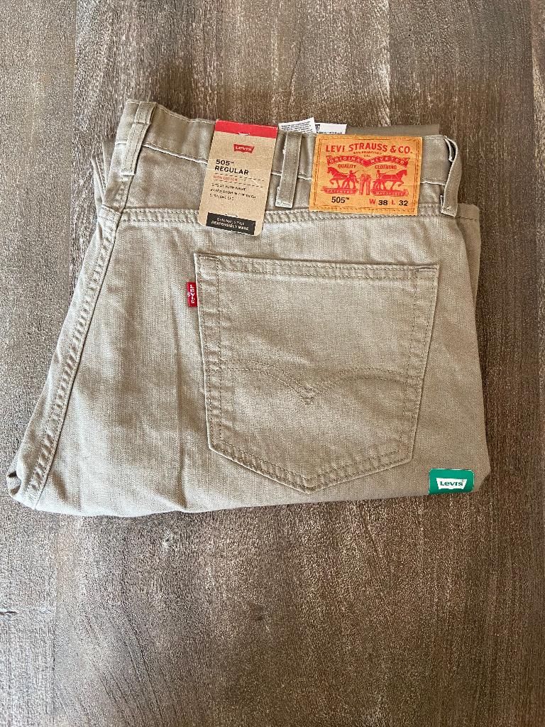 Nieuw: Levi’s 505 Regular 🏷️ 42 x 32| 502 Taper 🏷️40x32, Overige kleuren, Nieuw, Overige maten, Ophalen of Verzenden
