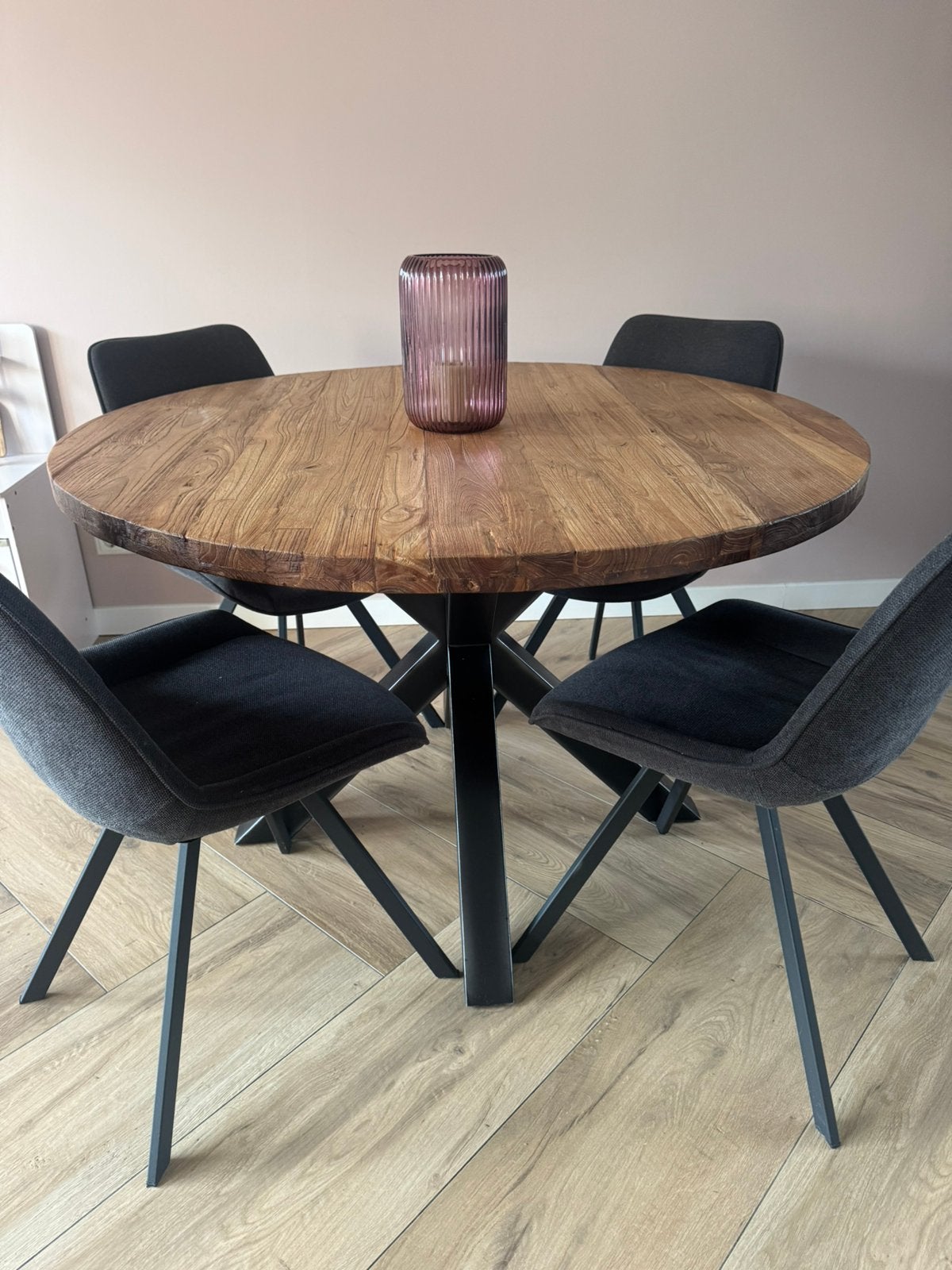 Romaro eettafel rond 120 cm, Ophalen, 100 tot 150 cm, Zo goed als nieuw, Vier personen