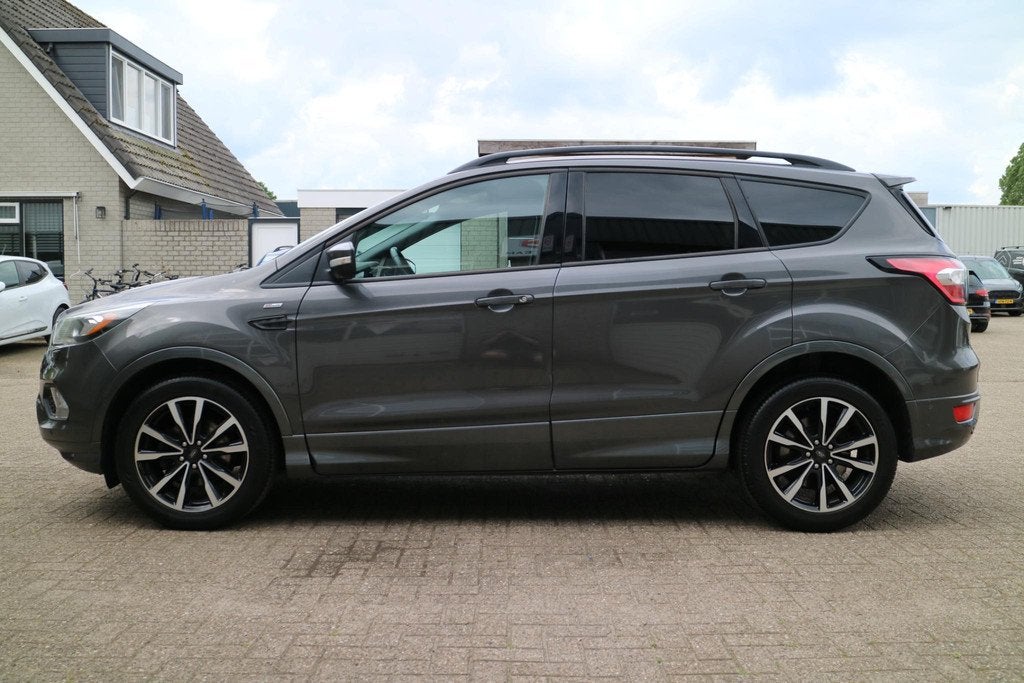 Ford Kuga 1.5 EcoBoost ST Line | Navi | Led | Trekhaak! |, 4 cilinders, Leder en Stof, Automatische klimaatregeling, Bedrijf