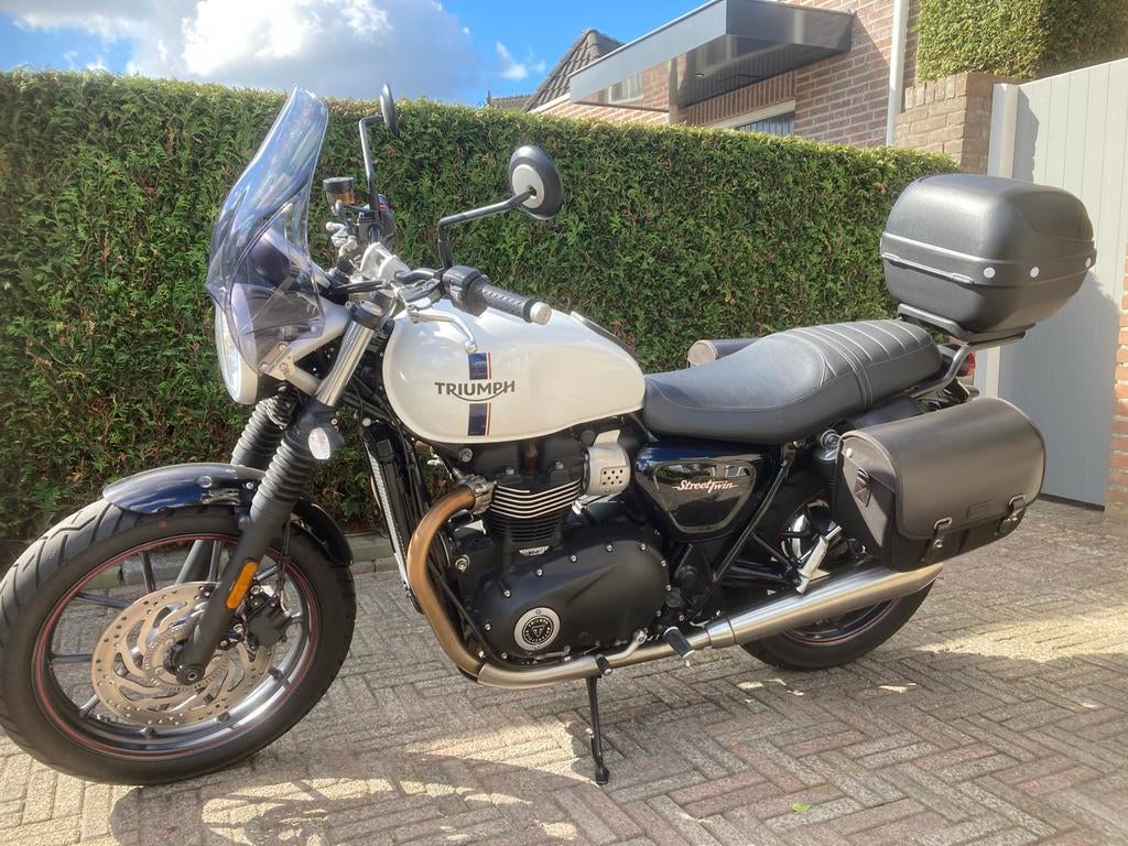 Triumph Bonneville Street Twin 900 HT, 2 cilinders, Gebruikt, 900 cc, Particulier