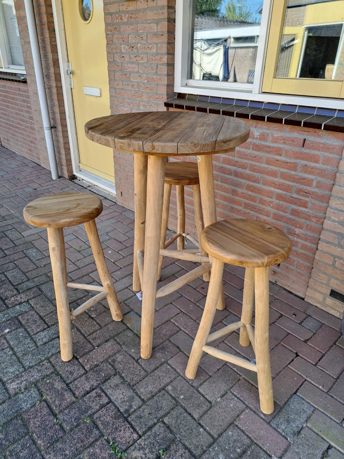 Nieuwe tuintafel met 3 krukken - Geel, Ophalen of Verzenden, Nieuw, Rond, Metaal