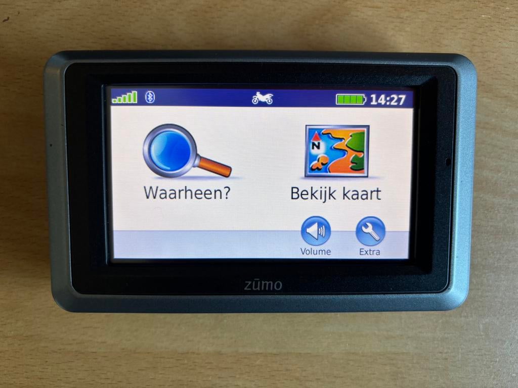 Zumo 660 inclusief alle motor en auto montage benodigheden, Ophalen of Verzenden, Zo goed als nieuw