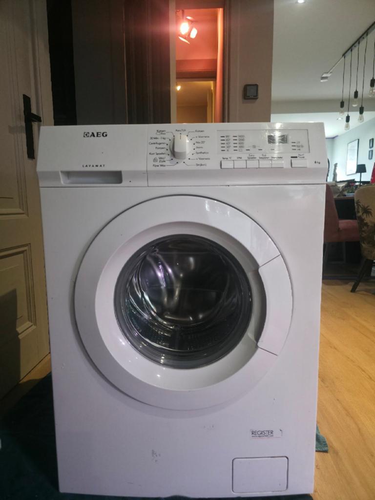 AEG lavamat 6kg wasmachine, Witgoed en Apparatuur, Ophalen, Gebruikt, Voorlader, 85 tot 90 cm