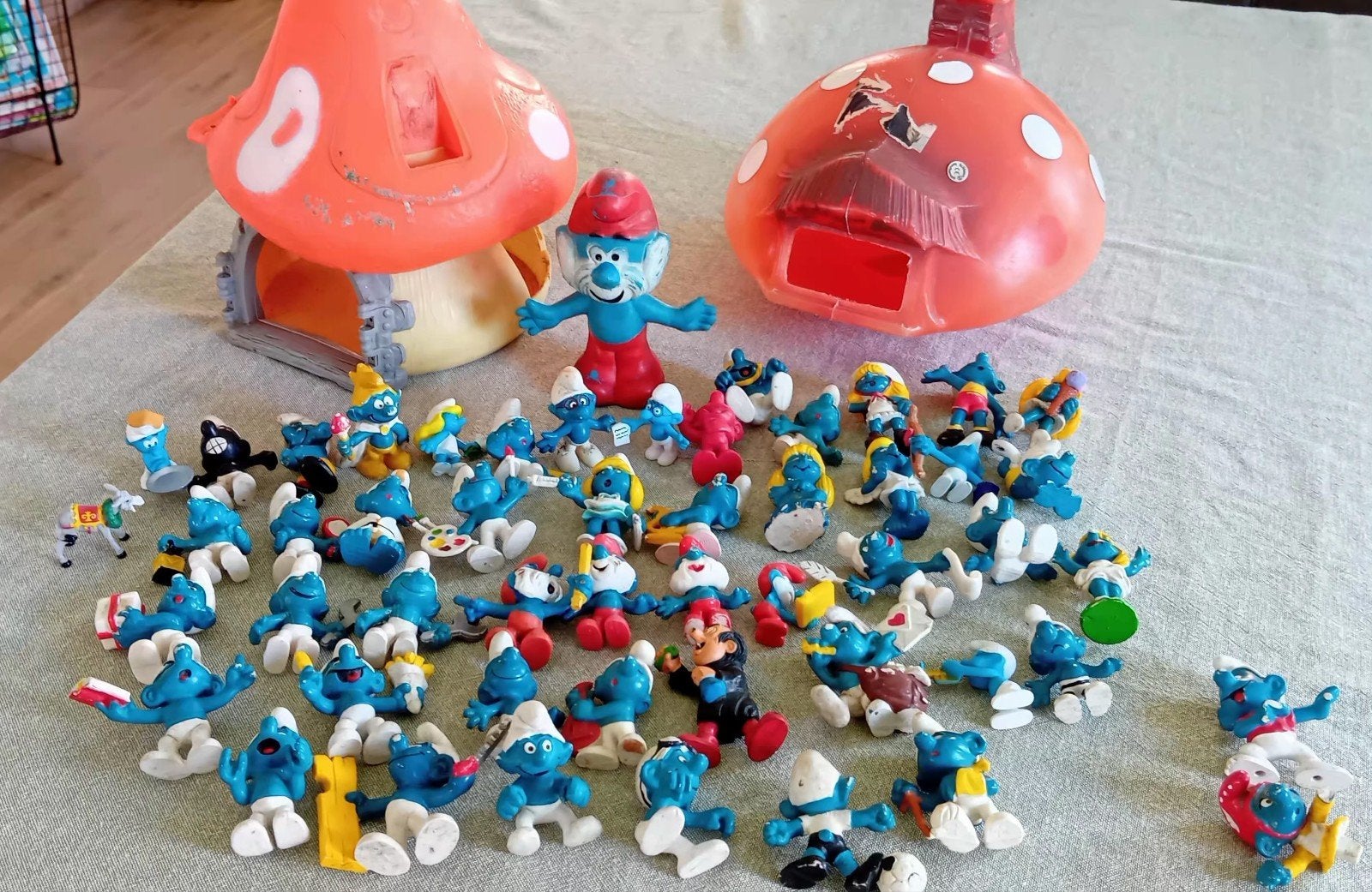 50 Smurfen PEYO SCHLEICH Bully gargamel. vintage, Verzamelen, Smurfen, Ophalen of Verzenden, Gebruikt, Verschillende Smurfen, Poppetje, Figuurtje of Knuffel