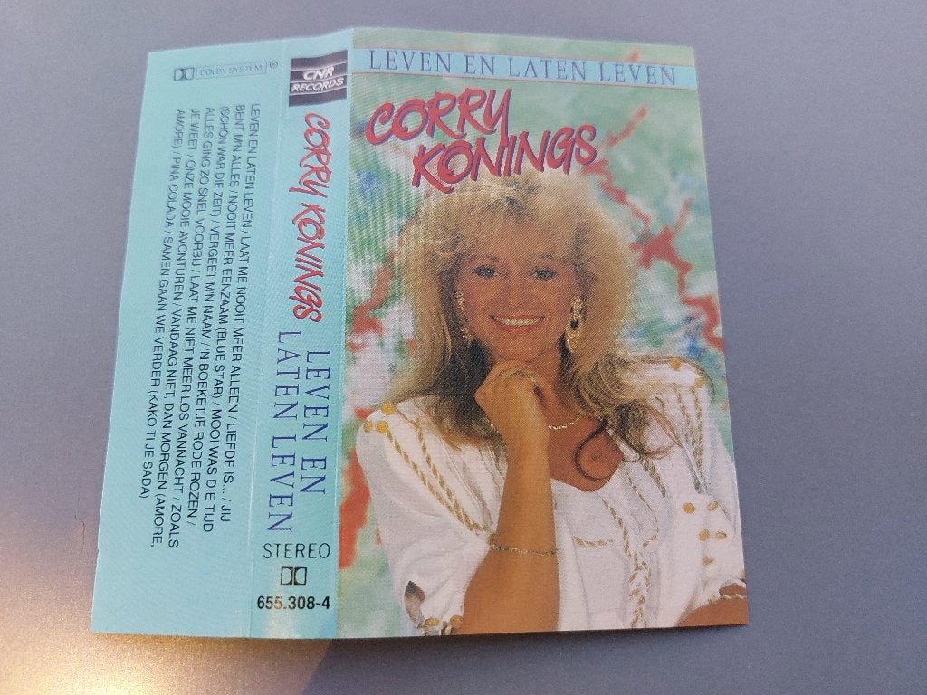 CORRY KONINGS - LEVEN EN LATEN LEVEN (MC), 1 bandje, Ophalen of Verzenden, Zo goed als nieuw, Origineel