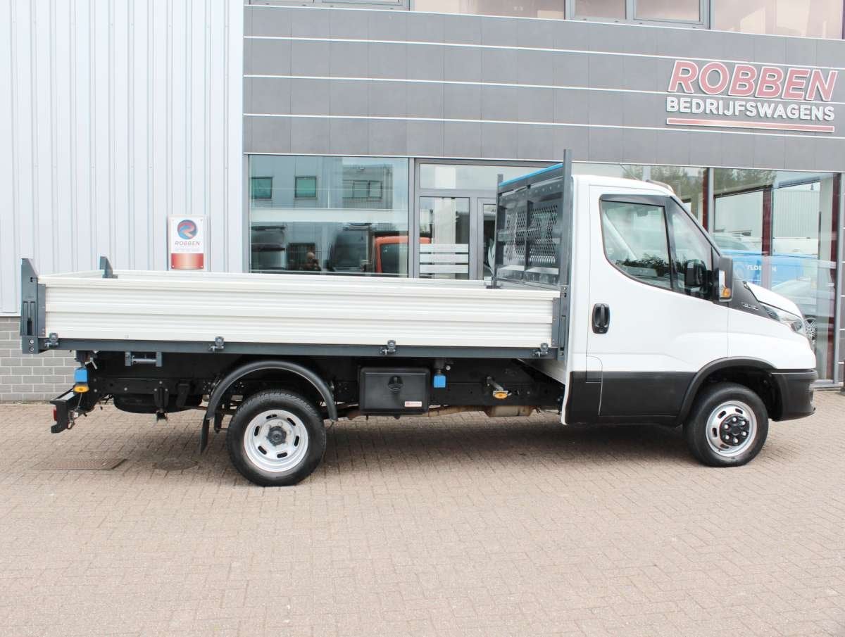 Iveco Daily 35C14 2.3 345 Kieper Open Laadbak Dubbellucht, Dealer onderhouden, Gebruikt, Wit, Bedrijf