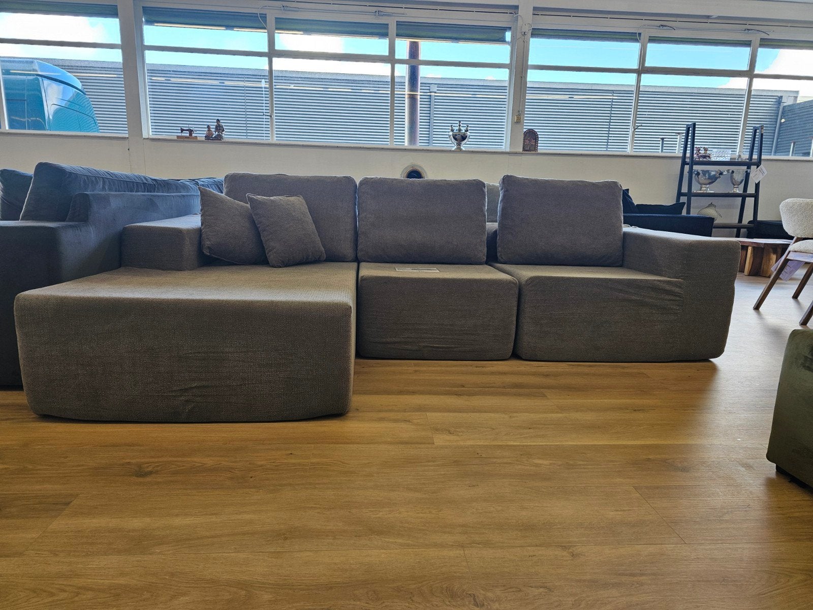 Vacuüm verpakte prisma hoekbank, Ophalen, Wit, Home Friesland, Info@homefriesland.nl