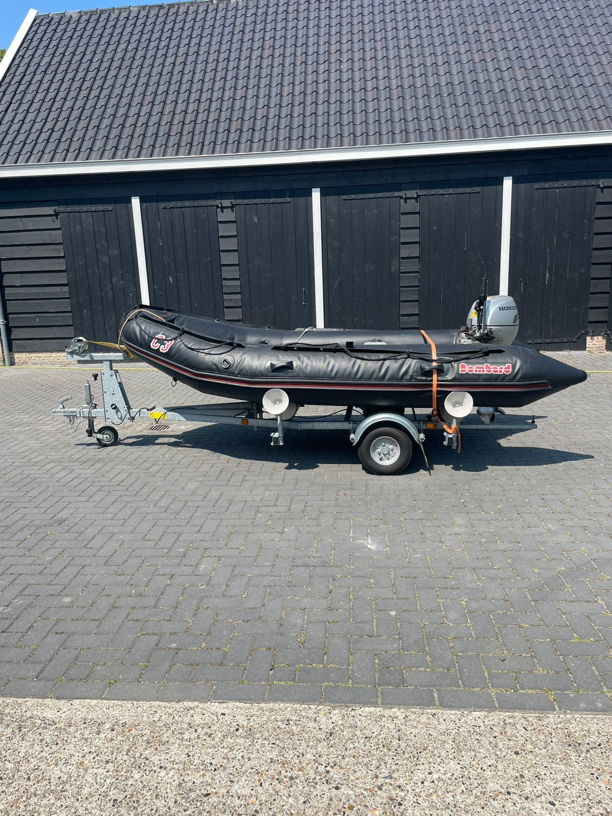 Hele nette set!! Bombard C3, Honda 8 PK en Pega trailer, Ophalen, Aluminium, Gebruikt, Bombard