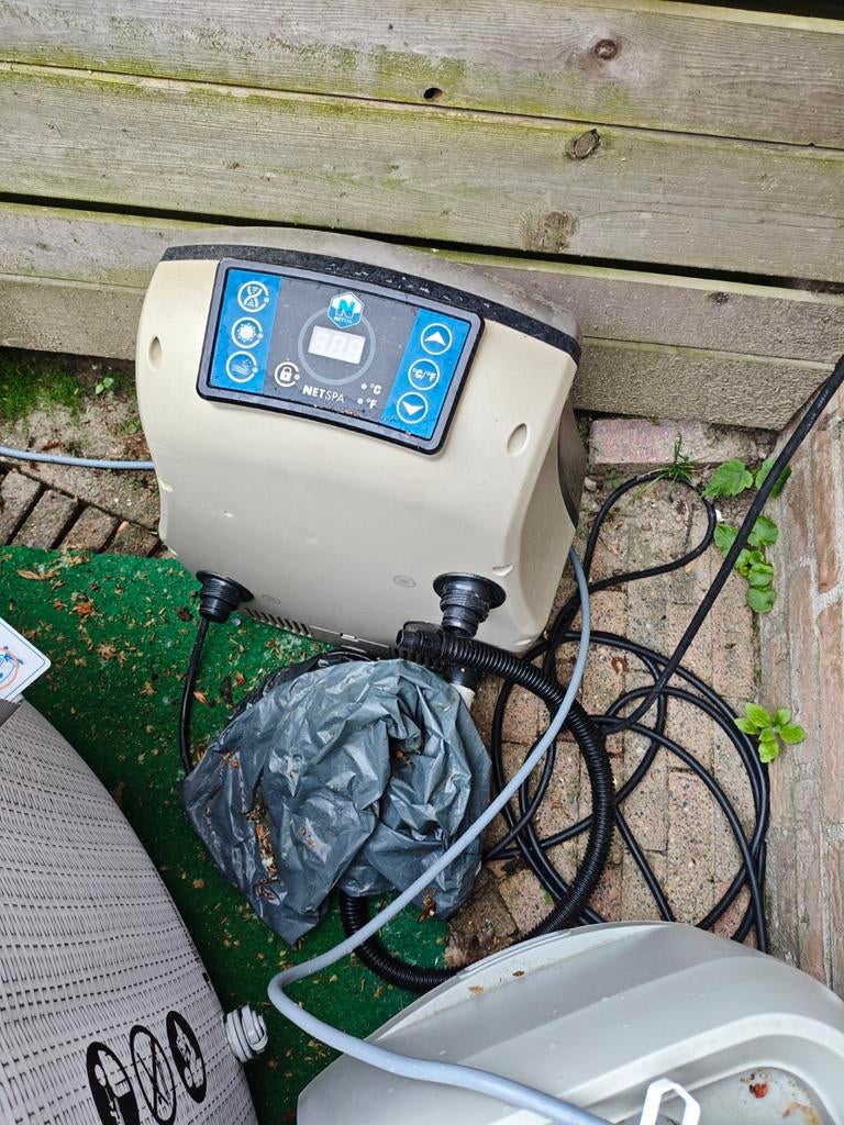 Jacuzzi NetSpa Spa Pomp en Verwarmingseenheid, Tuin en Terras, Ophalen