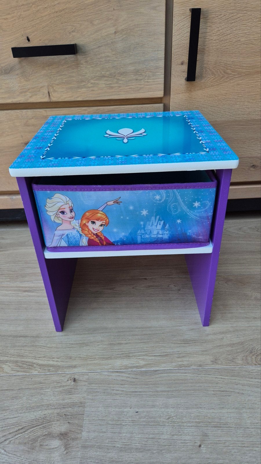 Nachtkastje Frozen gebruikt, Kinderen en Baby's, Kinderkamer | Tafels en Stoelen, Ophalen, Gebruikt, Tafel(s)
