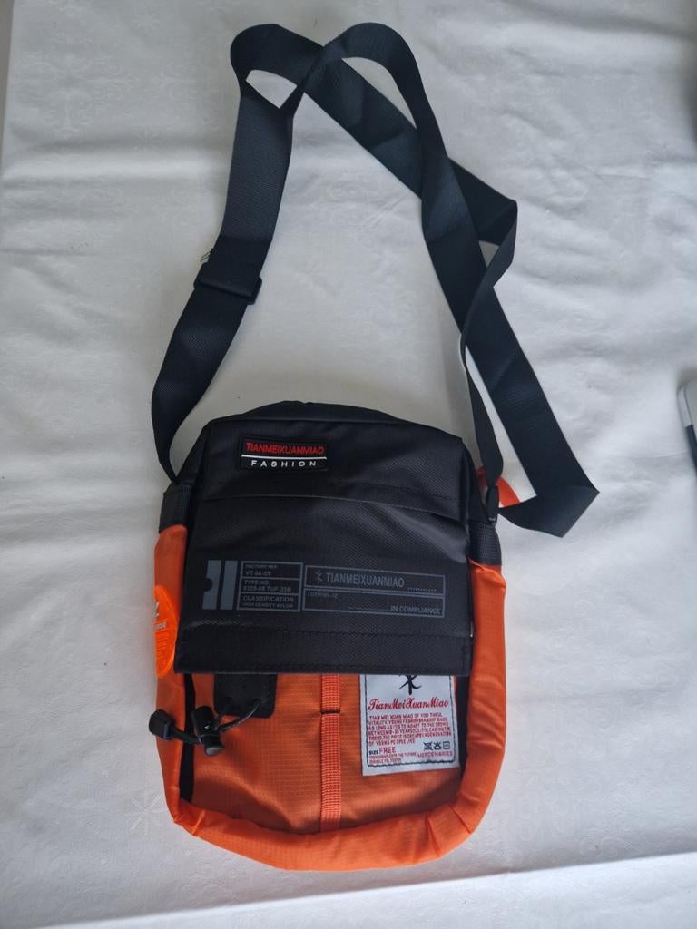 Oranje Shirt en Oranje/Zwarte Crossbody Schoudertas Heren, Ophalen, Nieuw, Oranje, Overige merken