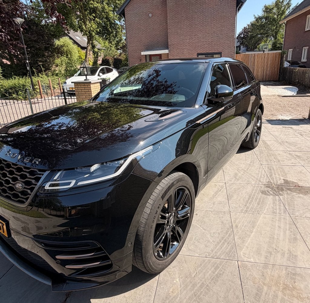 Range Rover Velar P400e 404pk Plug-in hybrid - Zwart, Automaat, Zwart, 2000 kg, Zwart