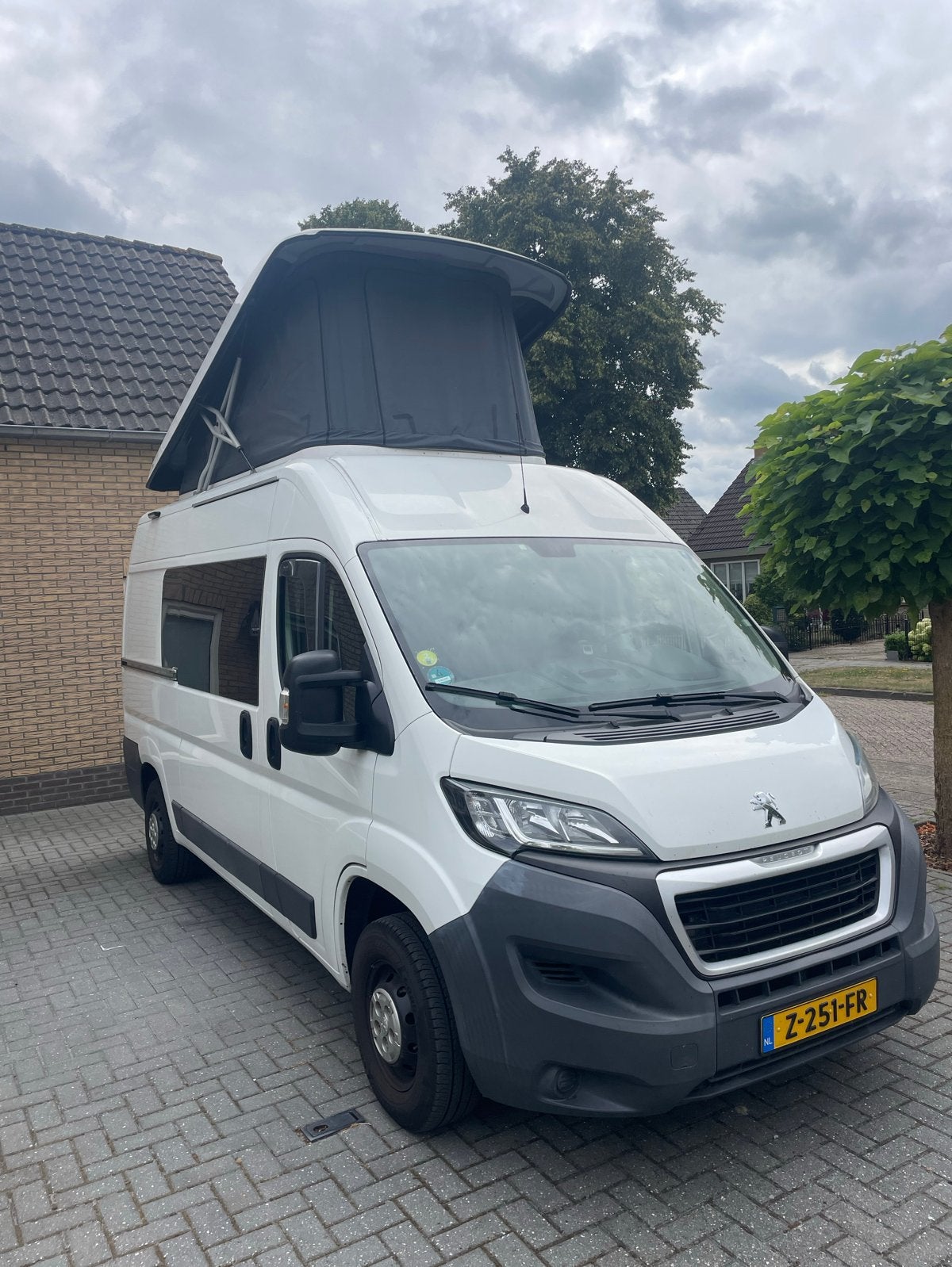 Caravans And Camping Peugeot