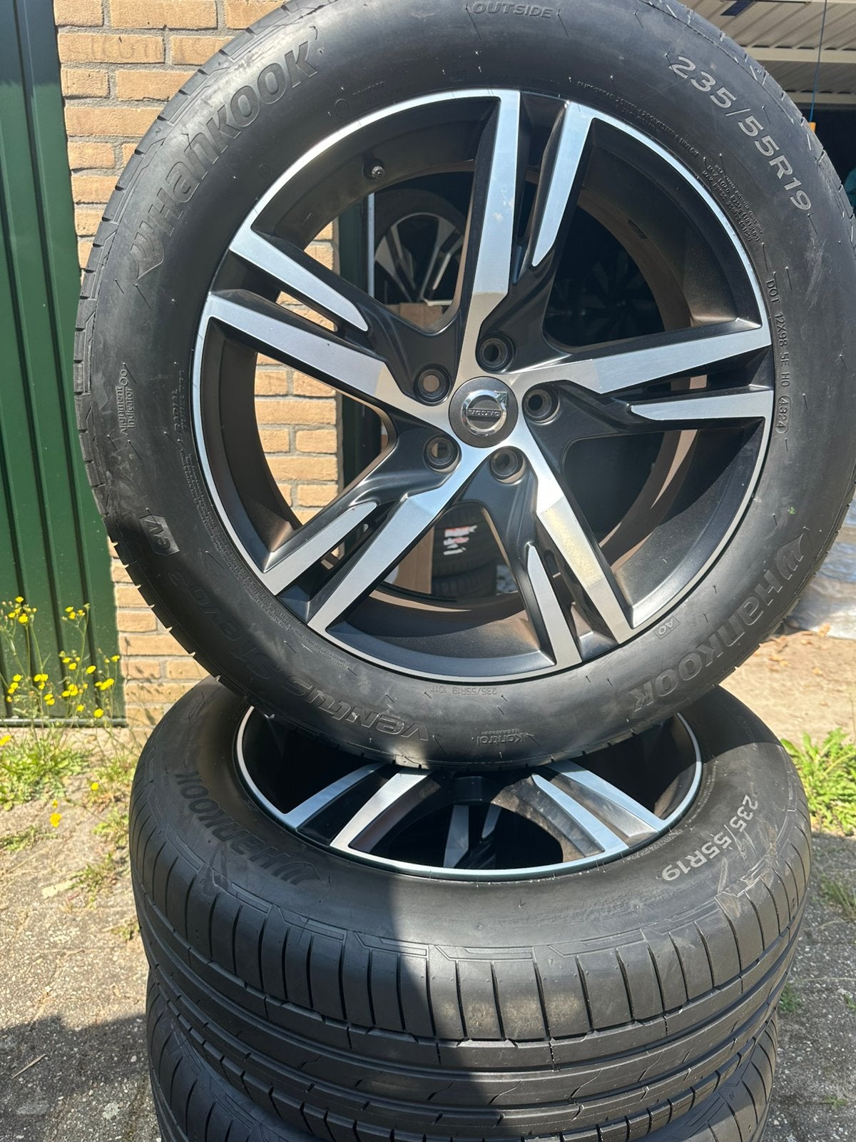 Volvo R-Design Zomer NIEUW Set xc60, Auto-onderdelen, Banden en Velgen, --, Banden en Velgen, Nieuw, 235 mm