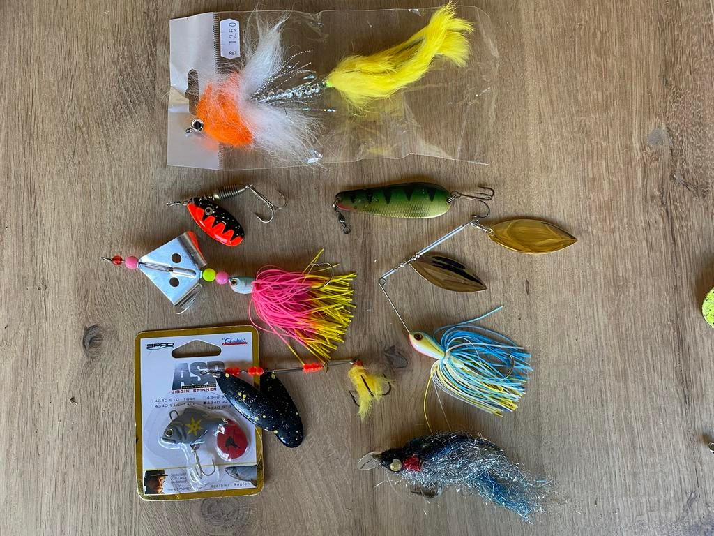 Vis kunstaas pakket: Spinners, lepels, buzzbait, snoekvliege, Ophalen of Verzenden, Nieuw, Overige typen