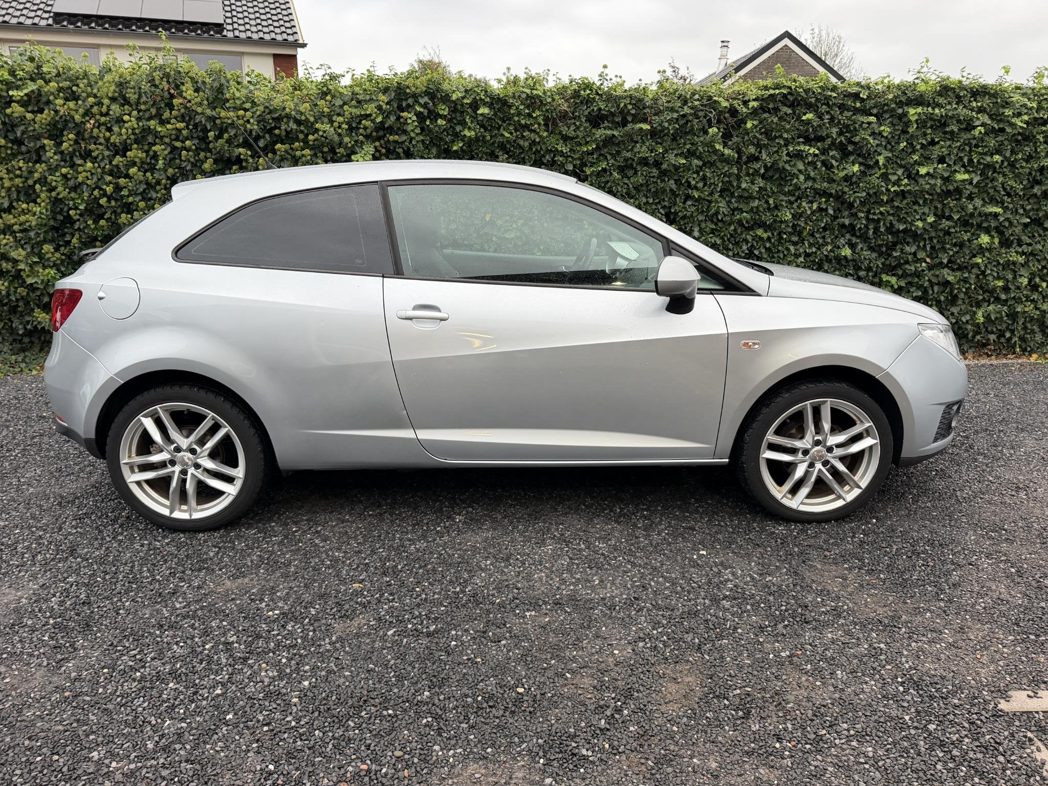 SEAT Ibiza SC 1.6 Stylance | Navi | Airco | Cruise Control |, Auto's, Voorwielaandrijving, 990 kg, Navigatiesysteem, Ibiza