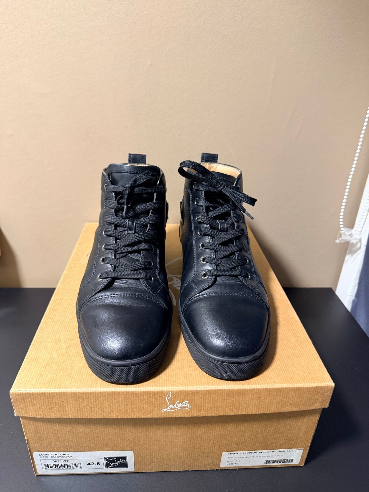Christian Louboutin Louis Flat Calf Sneakers Zwart 42,5, Kleding | Heren, Zwart, Ophalen of Verzenden, Sneakers of Gympen, Zo goed als nieuw