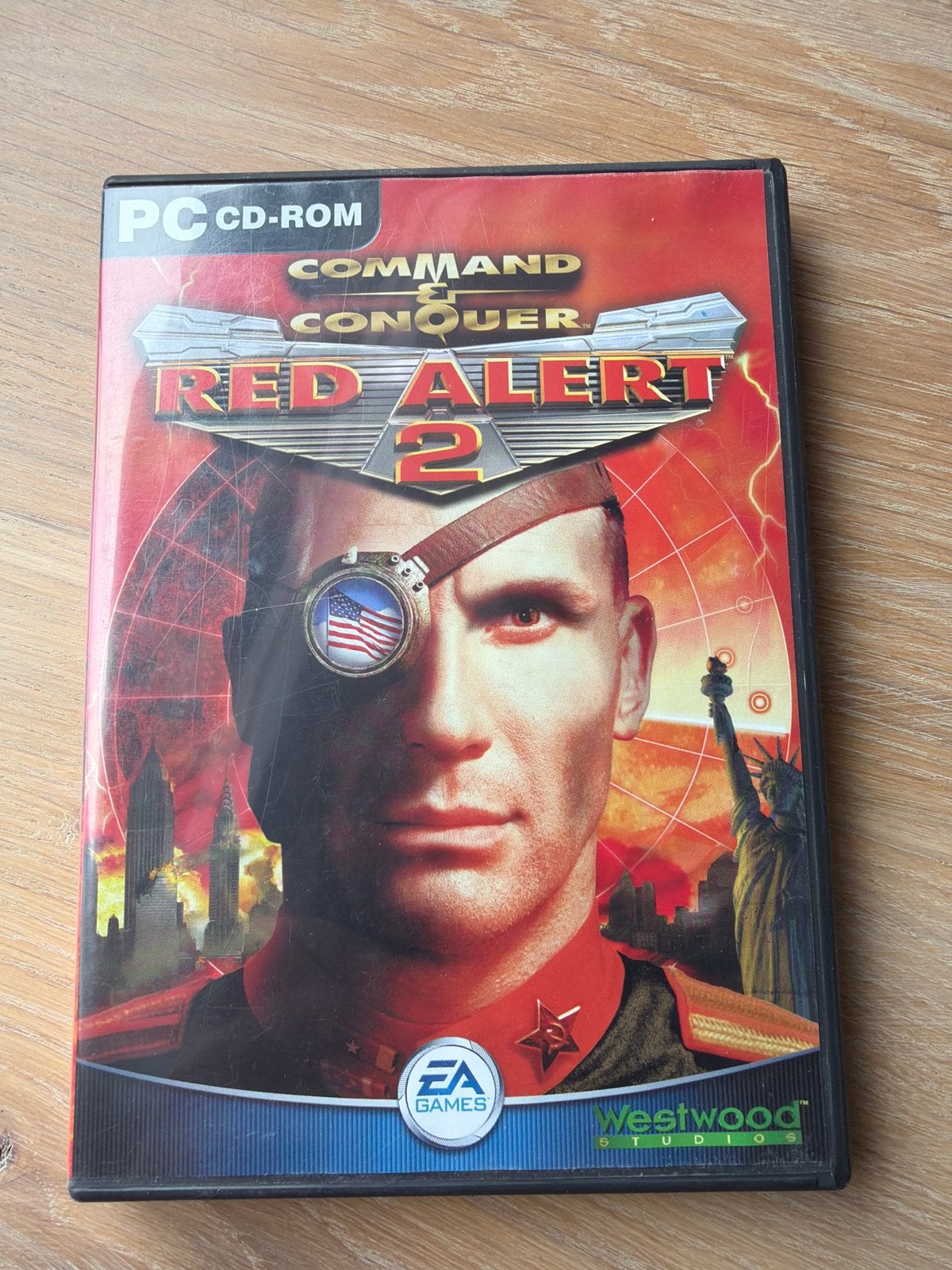 Command & Conquer: Red Alert 2 PC CD-ROM, Online, Gebruikt, 1 speler, Ophalen of Verzenden