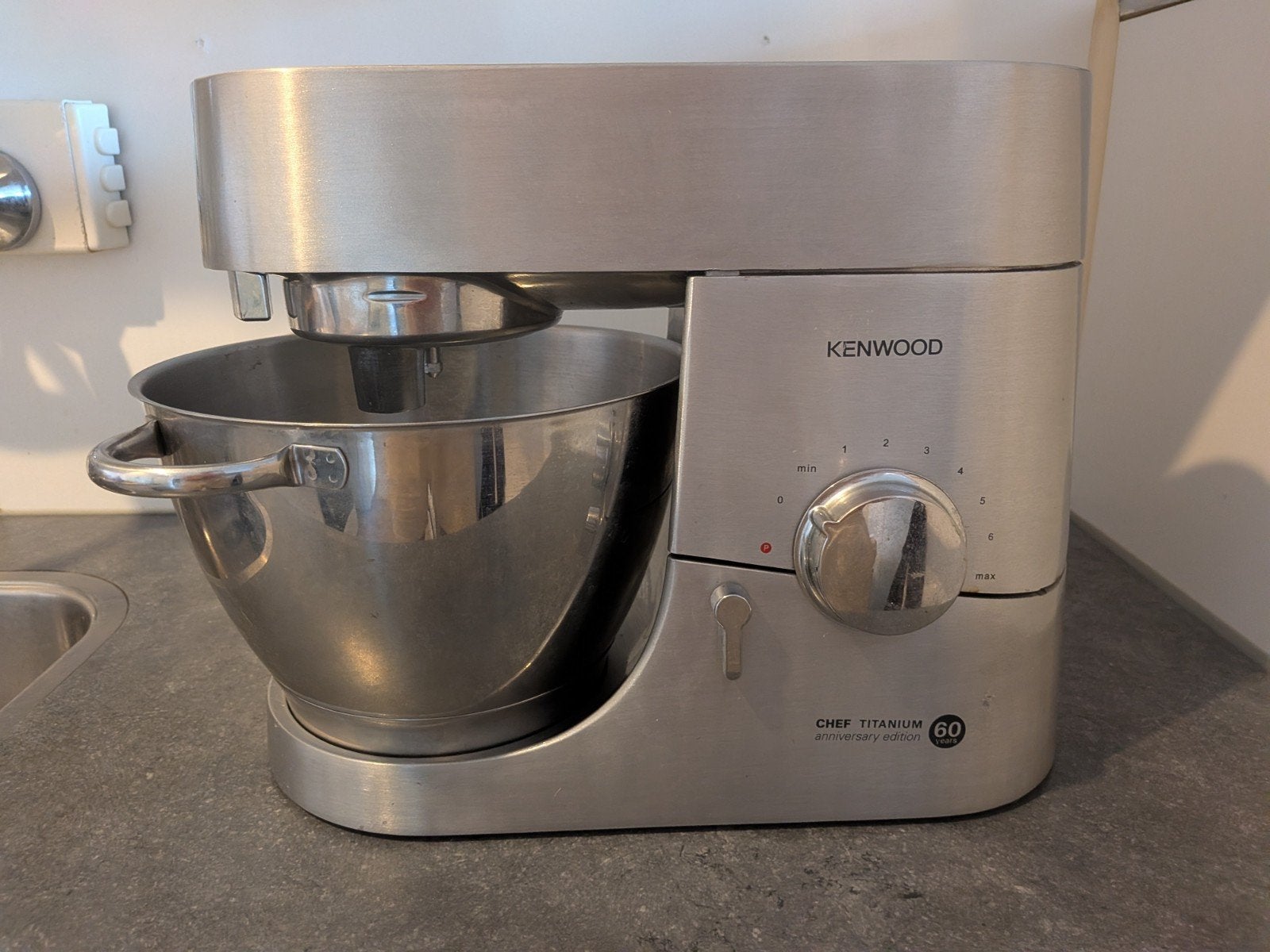 Kenwood Chef Titanium keukenmachine + thermoresist blender, Ophalen of Verzenden