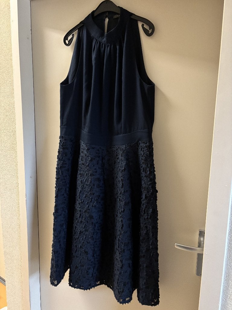 Esprit donkerblauwe jurk met kanten details, maat 42, Blauw, Maat 42/44 (L), Ophalen of Verzenden, Zo goed als nieuw